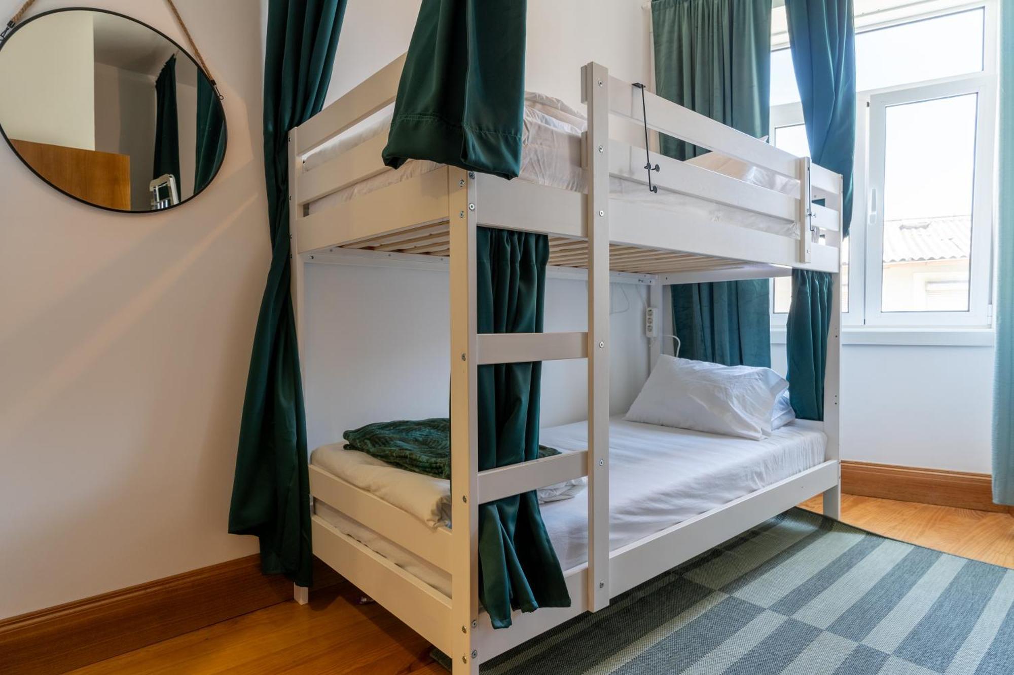 Cozy Nest Hostel Porto Exterior foto