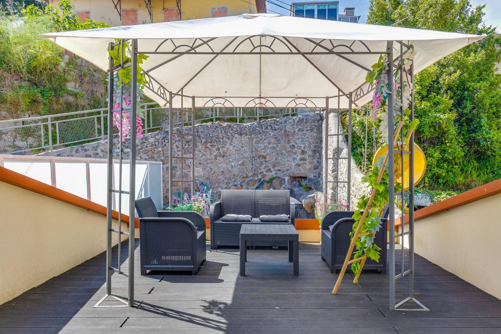 Cozy Nest Hostel Porto Exterior foto